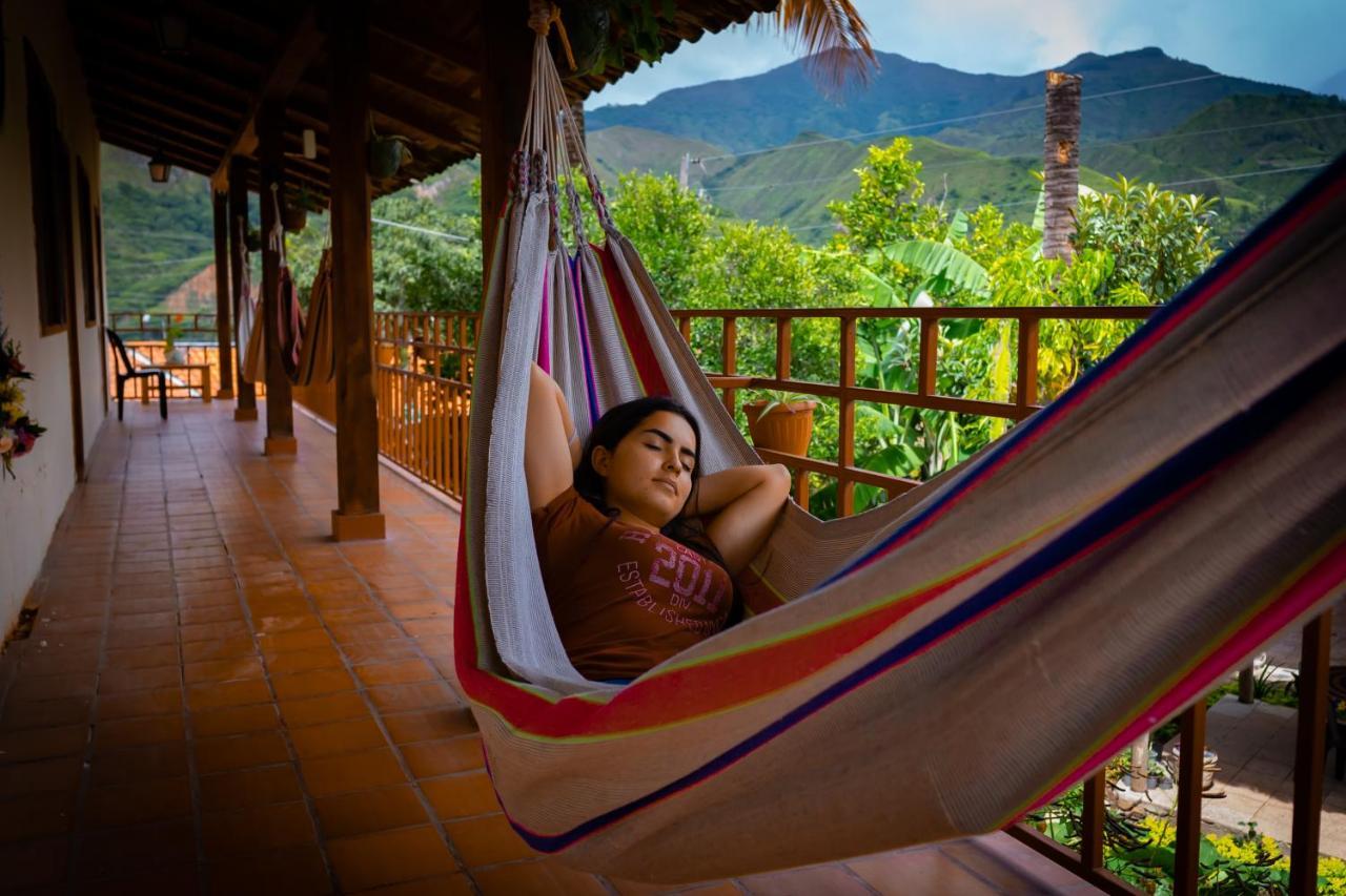 Hostal Jardín Escondido Vilcabamba Exterior foto
